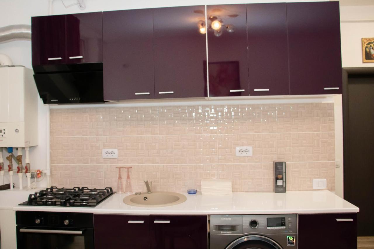 Apartament Capitala Militari Roşu Esterno foto
