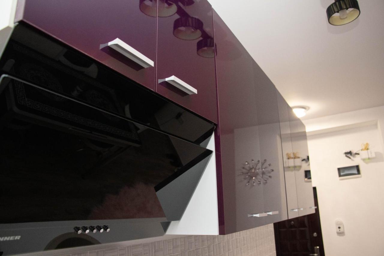Apartament Capitala Militari Roşu Esterno foto