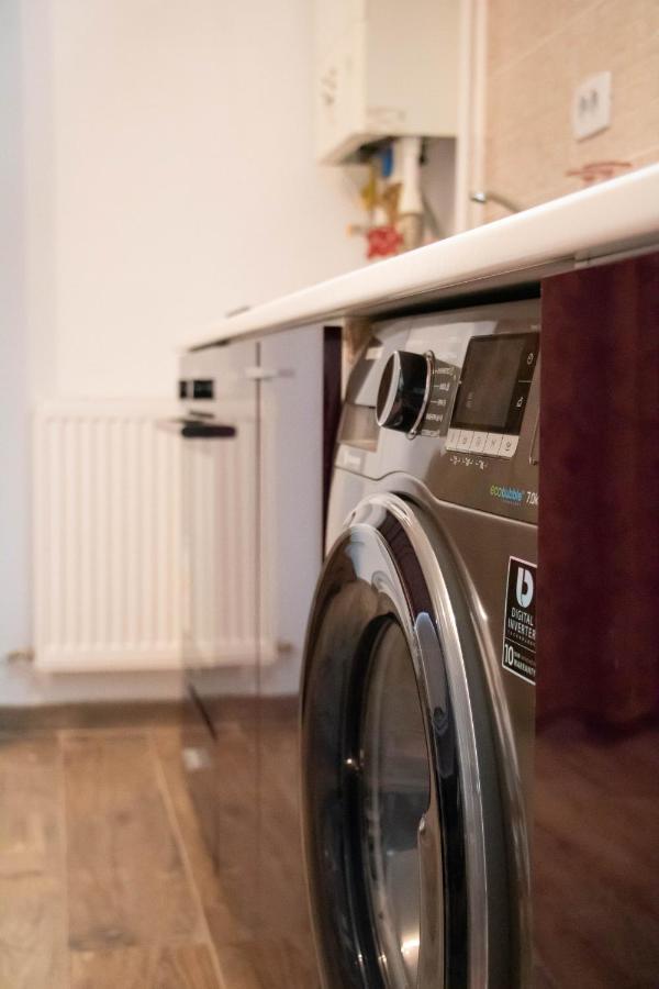 Apartament Capitala Militari Roşu Esterno foto