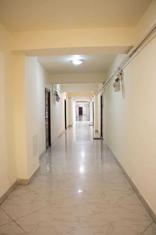 Apartament Capitala Militari Roşu Esterno foto